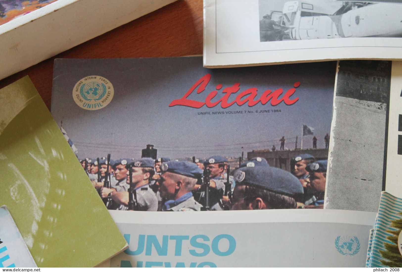 Lot de 27 revues ramené par un casque bleu français dans le Sinai entre 75 et 85
