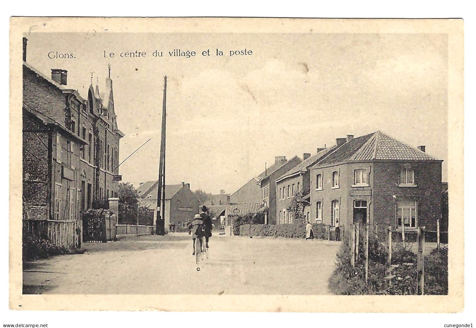 CPA GLONS ( Bassenge ) : Le Centre Du Village Et La Poste - Animée - Circulée En 1922 - Edit. H. Kaquet, Montegnée - Bassenge