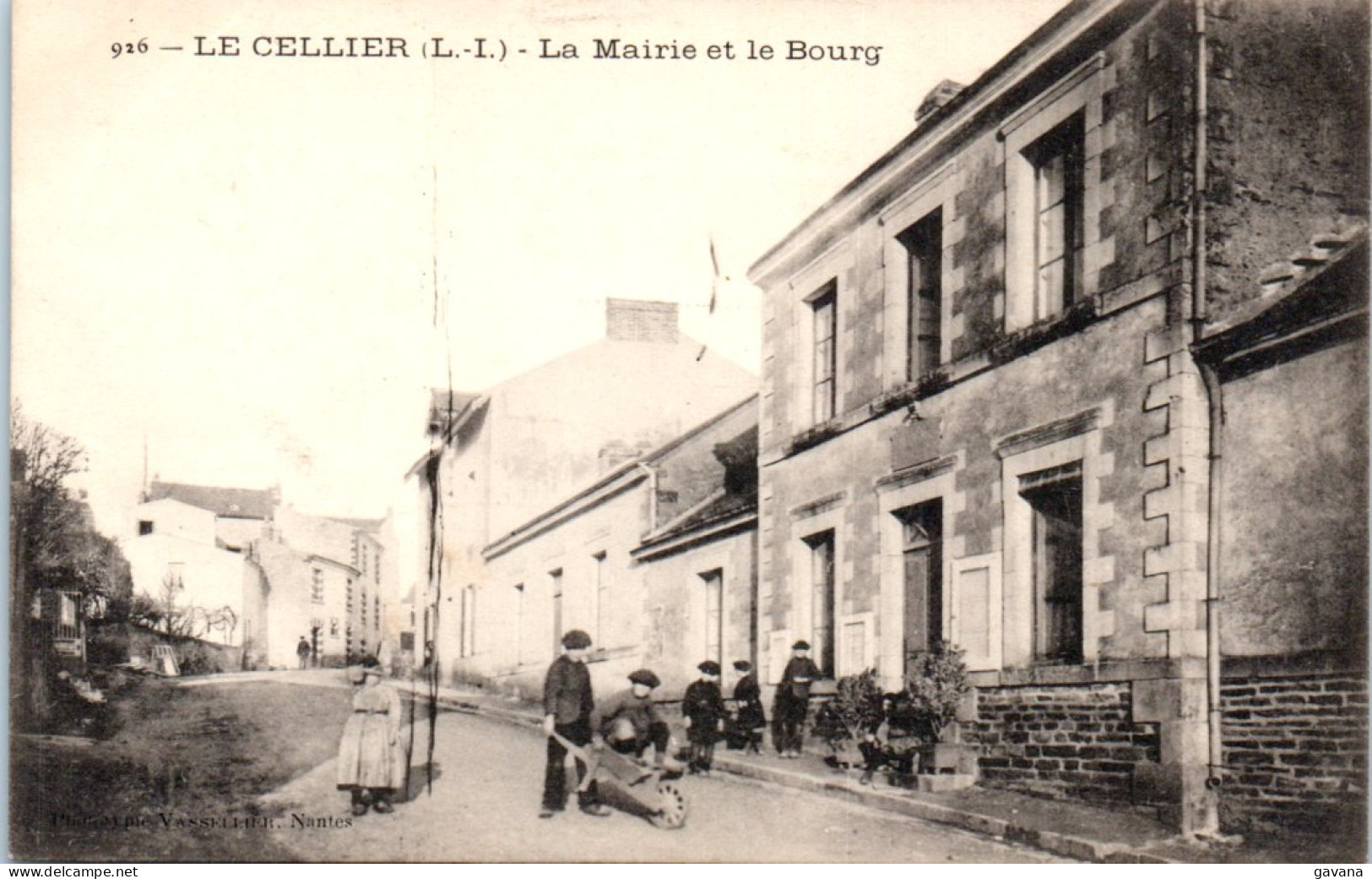 44 LE CELLIER - La Mairie Et Le Bourg  - Le Cellier