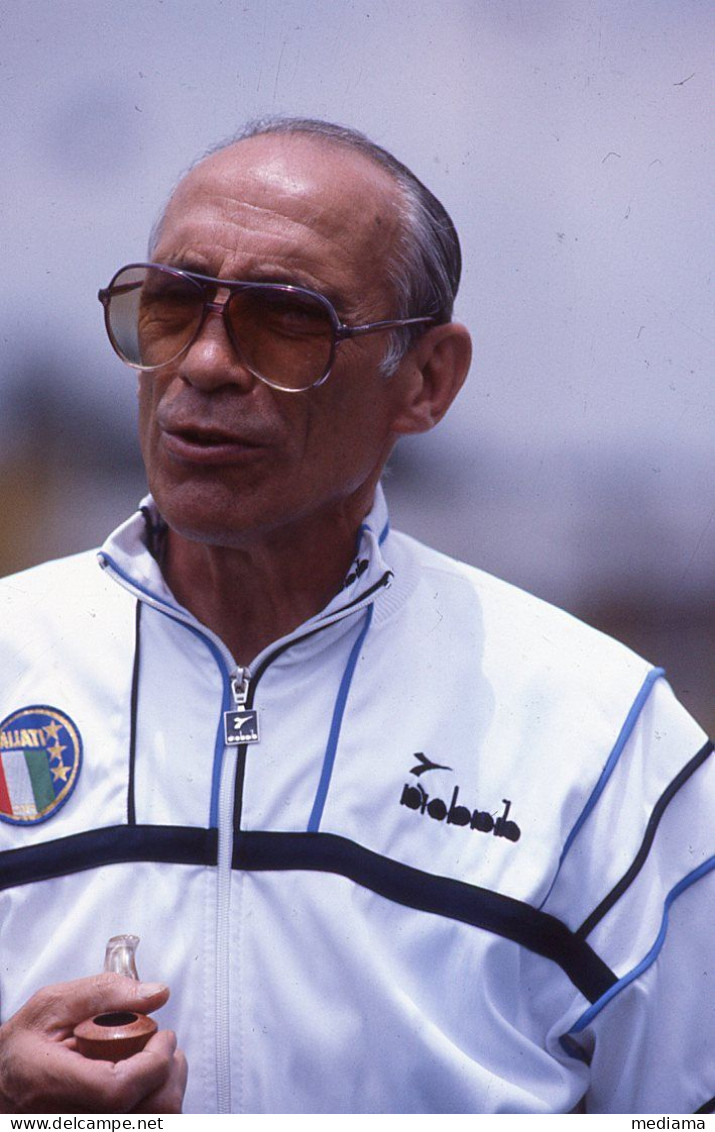 Dia141	DIAPOSITIVA 35mm MONDIALI CALCIO MEXICO 86 ENZO BEARZOT - Diapositives