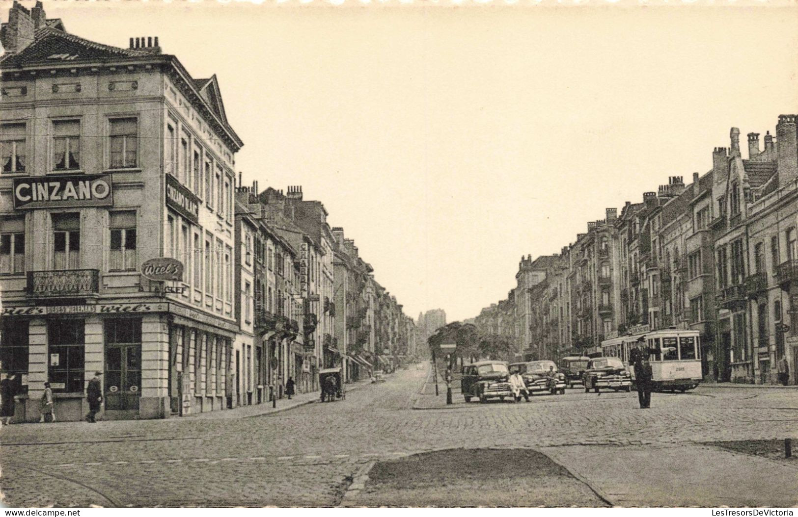 BELGIQUE - Forest - Avenue Wielemans Ceuppens -  Carte Postale Ancienne - Lanen, Boulevards