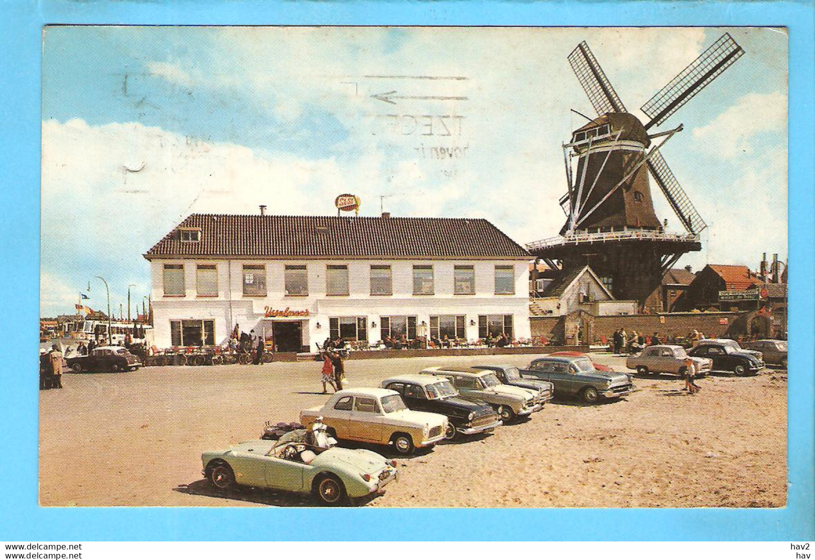 Harderwijk Café IJsselmeer Auto's ML2372 - Harderwijk