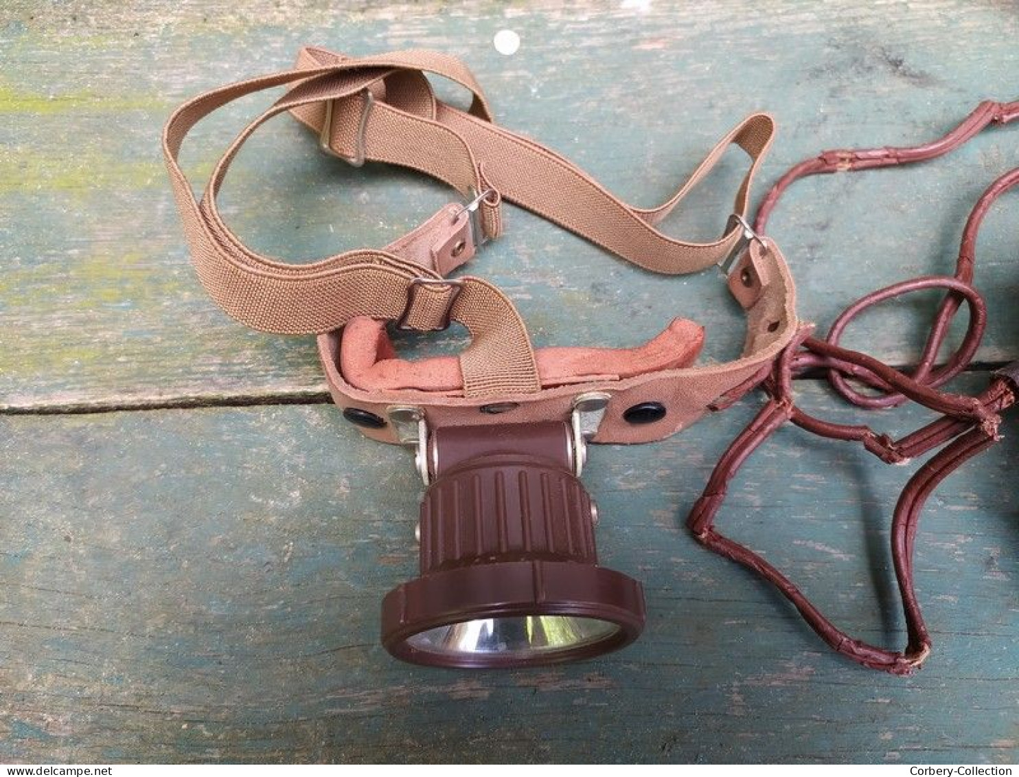 Ancienne Lampe Frontale Cuir Vintage Mazda Militaire Armée Suisse ? - Equipement