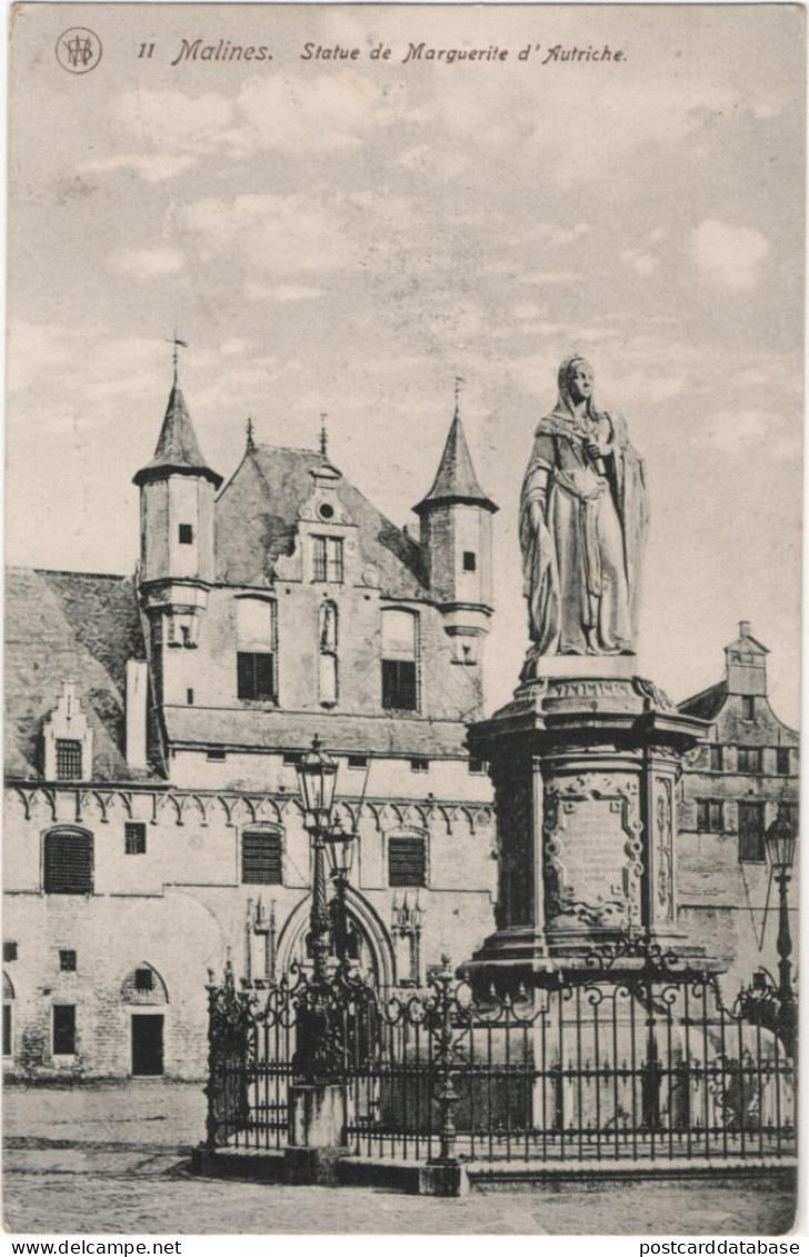 Malines - Statue De Marguerite D'Autriche - Malines