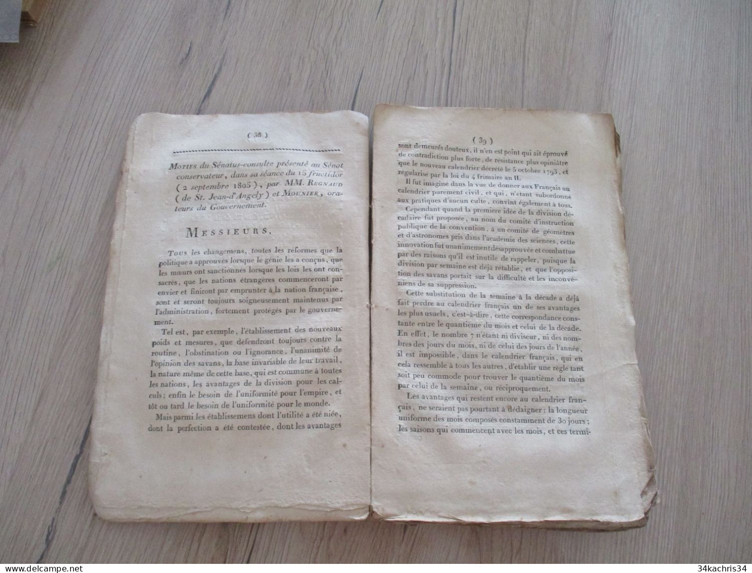 M45 Loi concernant l'ère des français 05/10/1793 Concordance des deux ères françaises et grégorienne 232 pages