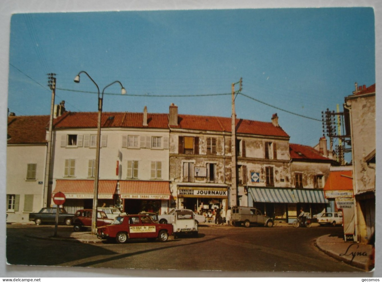 95 - SOISY SOUS MOMORENCY - Place Henry Sestre ( Automobile - Voiture... ) - Soisy-sous-Montmorency