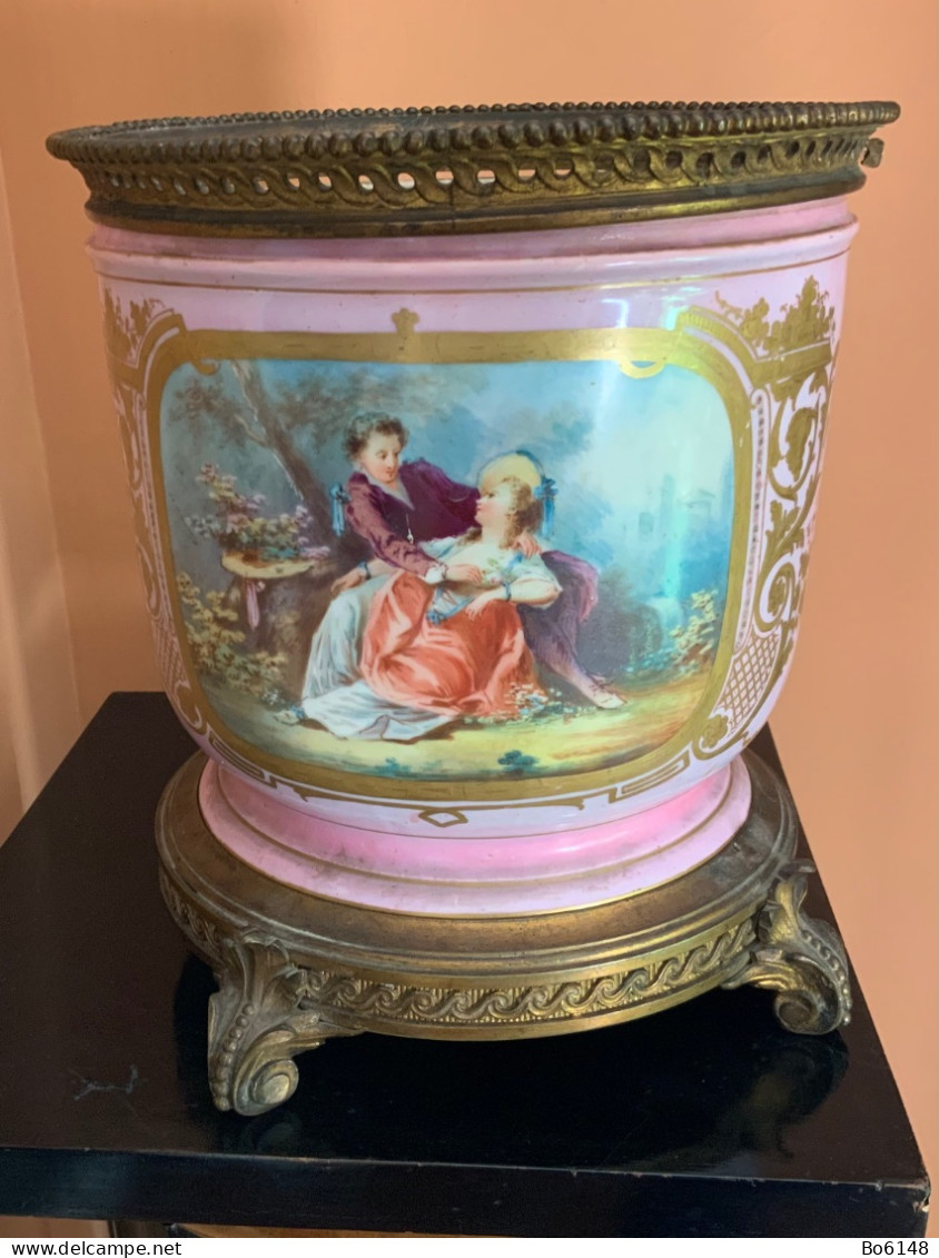 Grande Cachepot Napoleone III Porcellana SEVRES Dipinta , Alto Cm.27 - Sèvres (FRA)