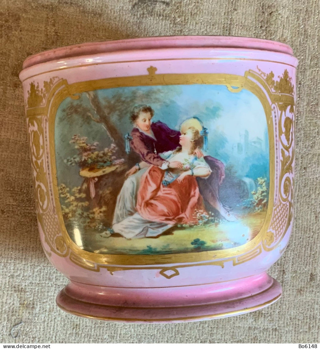 grande cachepot Napoleone III porcellana SEVRES dipinta , alto cm.27