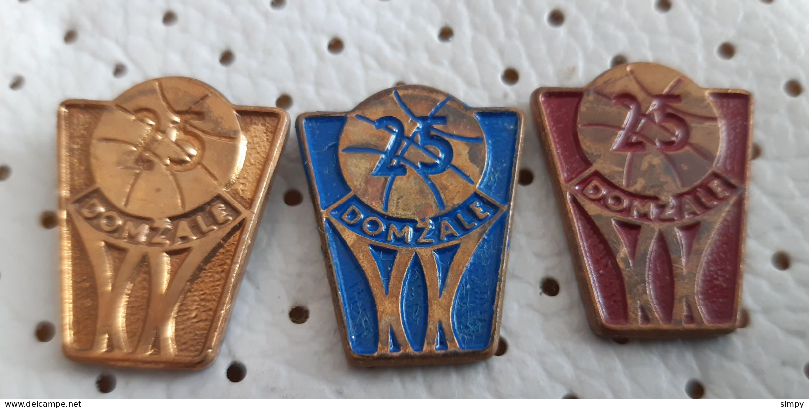 Basketball Club KK Domžale 25 Years Helios Slovenia Vintage Pins - Basketbal