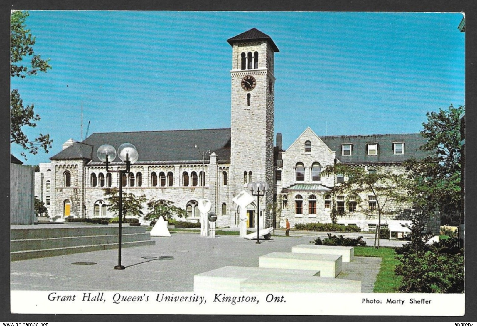 Kingston  Ontario - Grant Hall, Queen's University Kingston  Ontario - Uncirculated - Non Circulée - Photo Marty Sheffer - Kingston