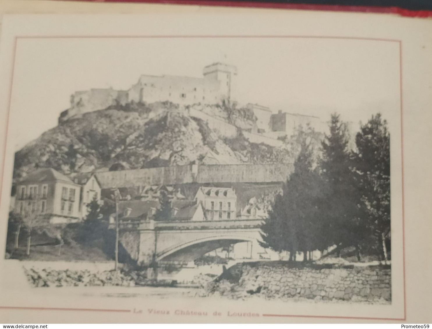 Album foto recuerdo de Lourdes y sus alrededores (Francia) – Antiguo – 16 páginas