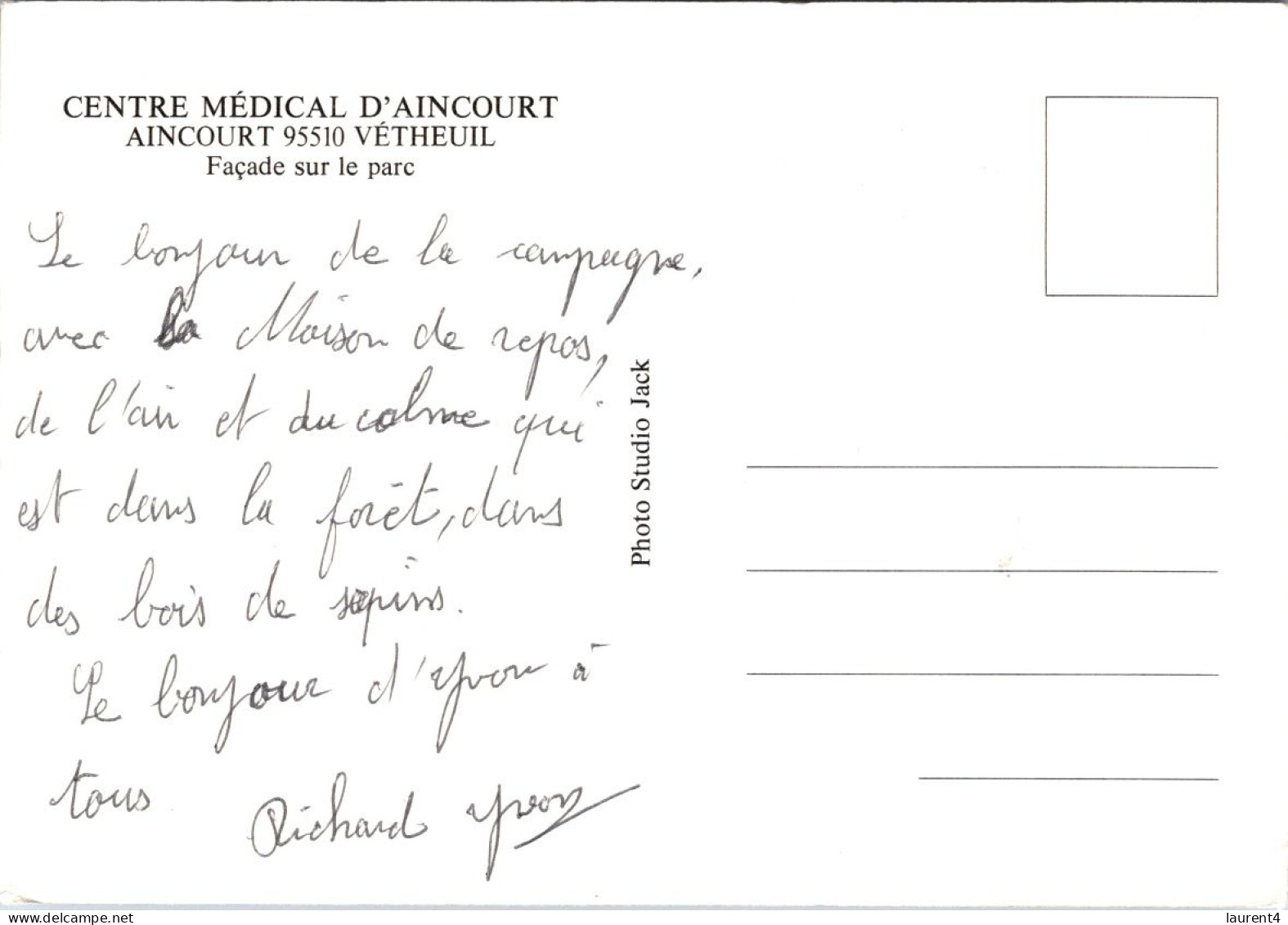 26-8-2023 (3 T 17) B/w - France - Centre Médical D'Aincourt - Aincourt