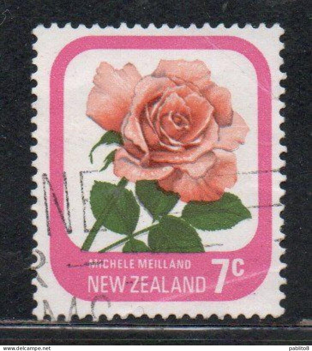 NEW ZEALAND NUOVA ZELANDA 1975 ROSES FLORA FLOWERS MICHELE MEILLAND 7c USED USATO OBLITERE' - Oblitérés