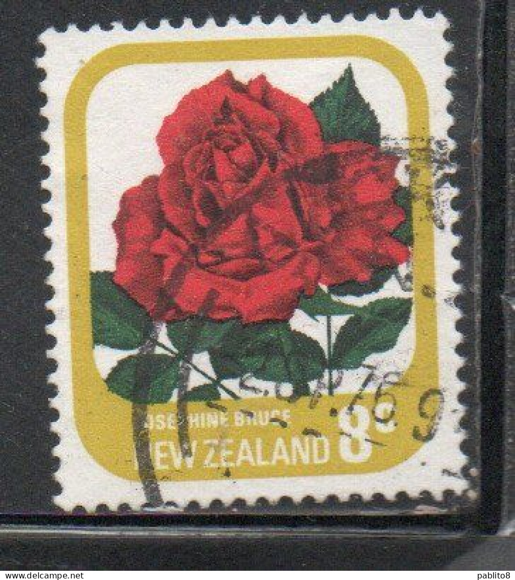 NEW ZEALAND NUOVA ZELANDA 1975 ROSES FLORA FLOWERS JOSEPHINE BRUCE 8c USED USATO OBLITERE' - Used Stamps