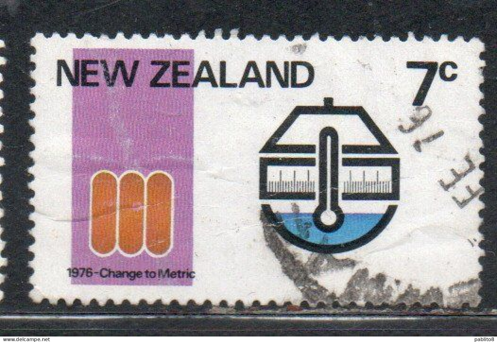 NEW ZEALAND NUOVA ZELANDA 1976 CHANGE TO METRIC 7c USED USATO OBLITERE' - Gebraucht