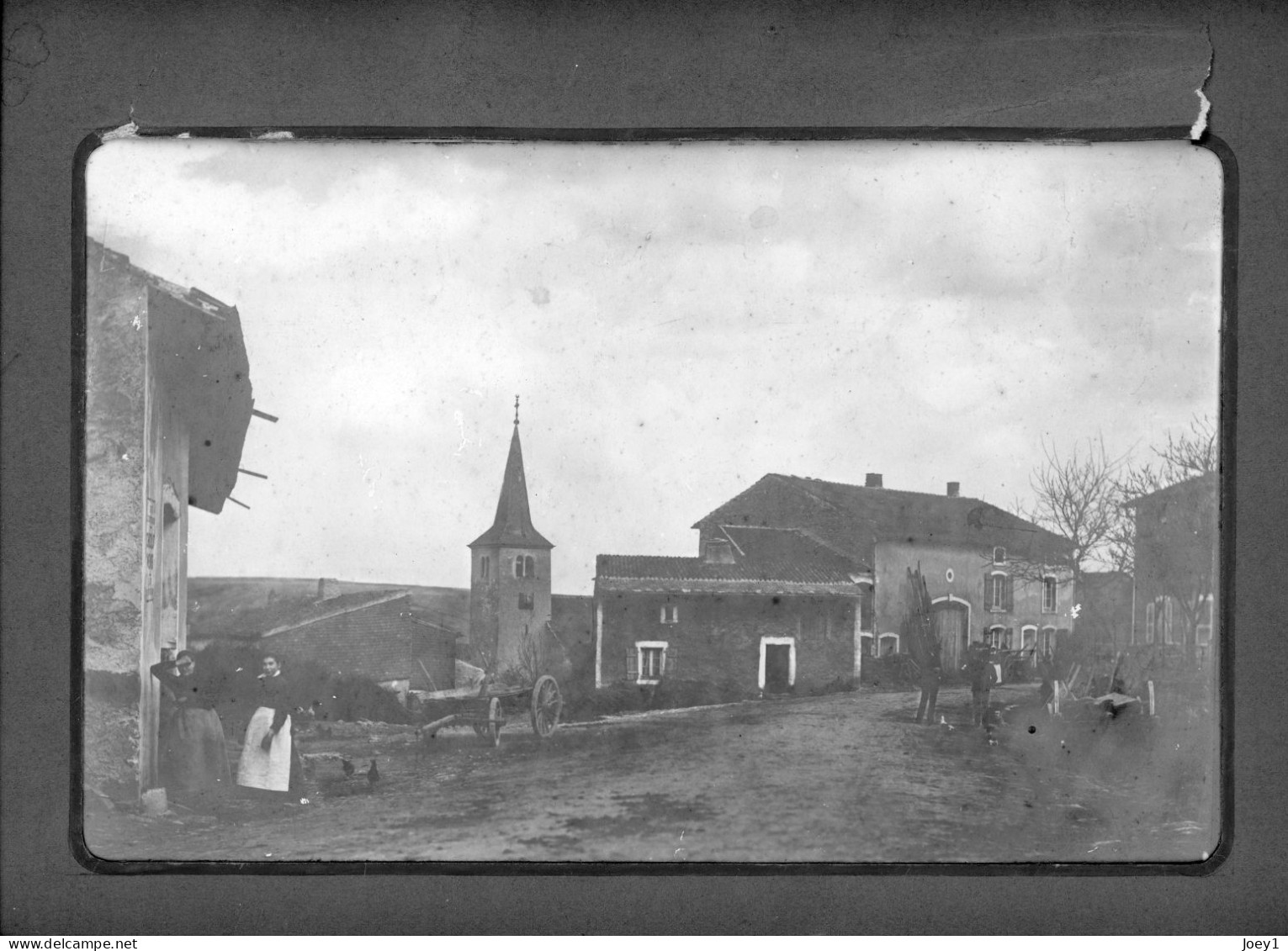 Photo Ancienne Village Montigny En Meurthe Et Moselle,église Et Habitants, Format 19/27 - Orte