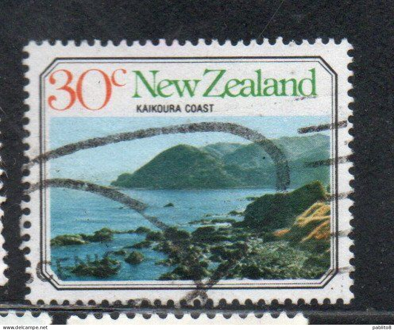 NEW ZEALAND NUOVA ZELANDA 1977 SEASCAPES AND BEACH SCENES KAIKOURA COAST 30c USED USATO OBLITERE' - Used Stamps