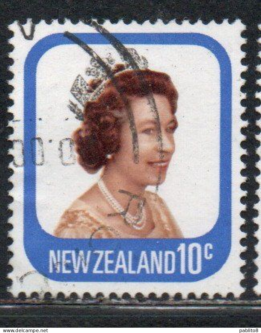 NEW ZEALAND NUOVA ZELANDA 1977 1982 QUEEN ELIZABETH II 10c USED USATO OBLITERE' - Oblitérés