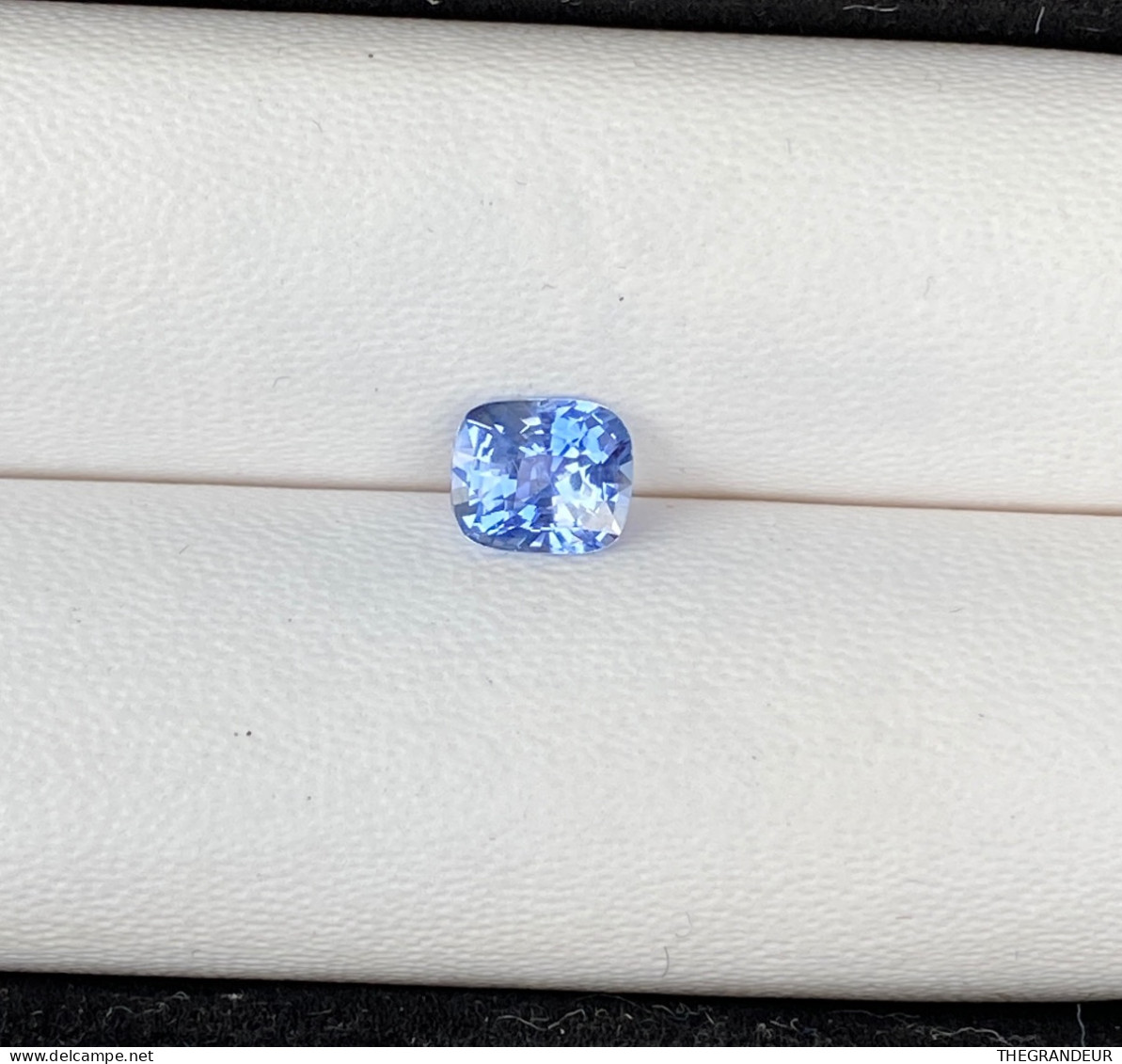 Blue Sapphire 1.19 Carat Cushion Recantangular Sri Lanka Origin - Saphir
