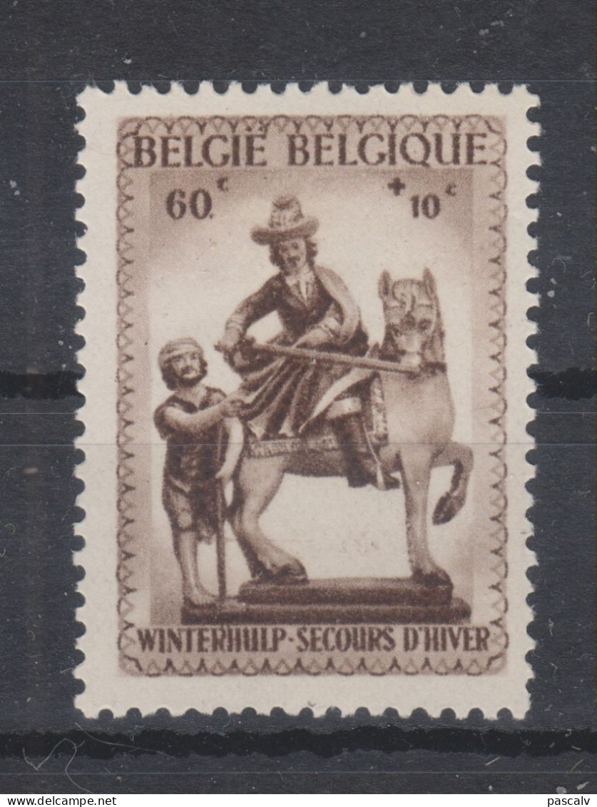 COB 586 ** Neuf Sans Charnière Point à Droite Du 60 - 1931-1960