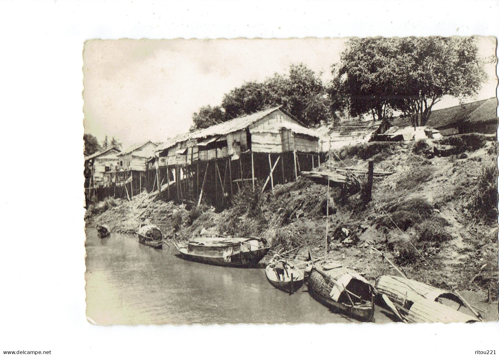 Cpa - Cambodge - Village De Pêcheurs Sur Les Berges De Tonlé-Sap - - Cambodge