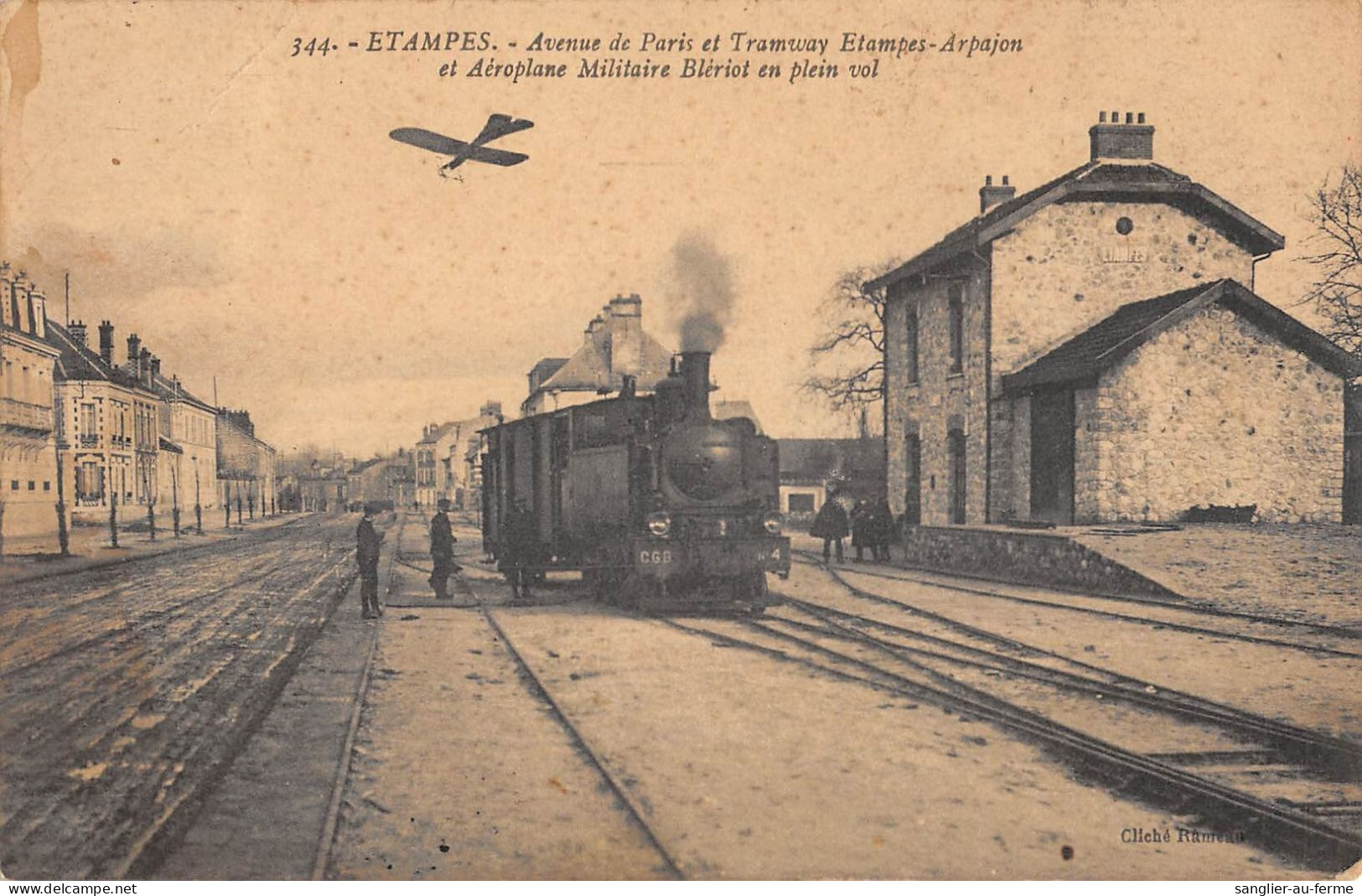 CPA 91 ETAMPES / AVENUE DE PARIS / TRAMWAY ETAMPES ARPAJON / AEROPLANE MILITAIRE BLERIOT EN PLEIN VOL - Etampes