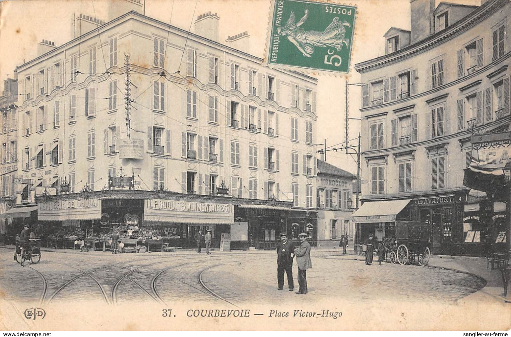 CPA 92 COURBEVOIE / PLACE VICTOR HUGO - Courbevoie