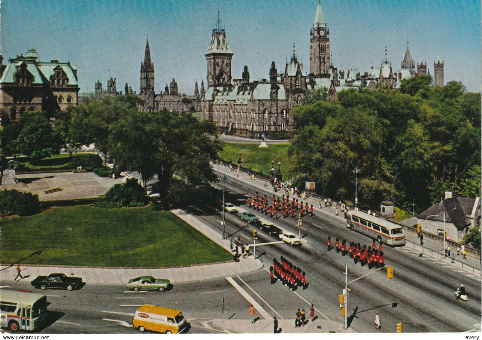 Ottawa, Ontario "Changing Of The Guard" Each Morning In The Summer - Ottawa