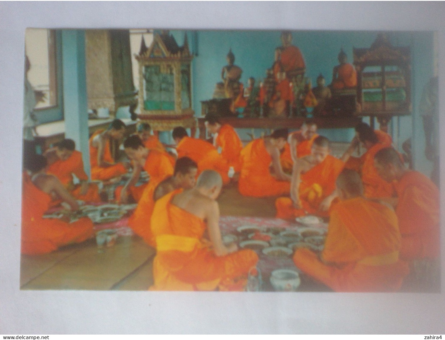 N° 206 - Bangkok Thailand - The Priests At Meal Time - Moines - Animation - Bangkok - Bouddhisme