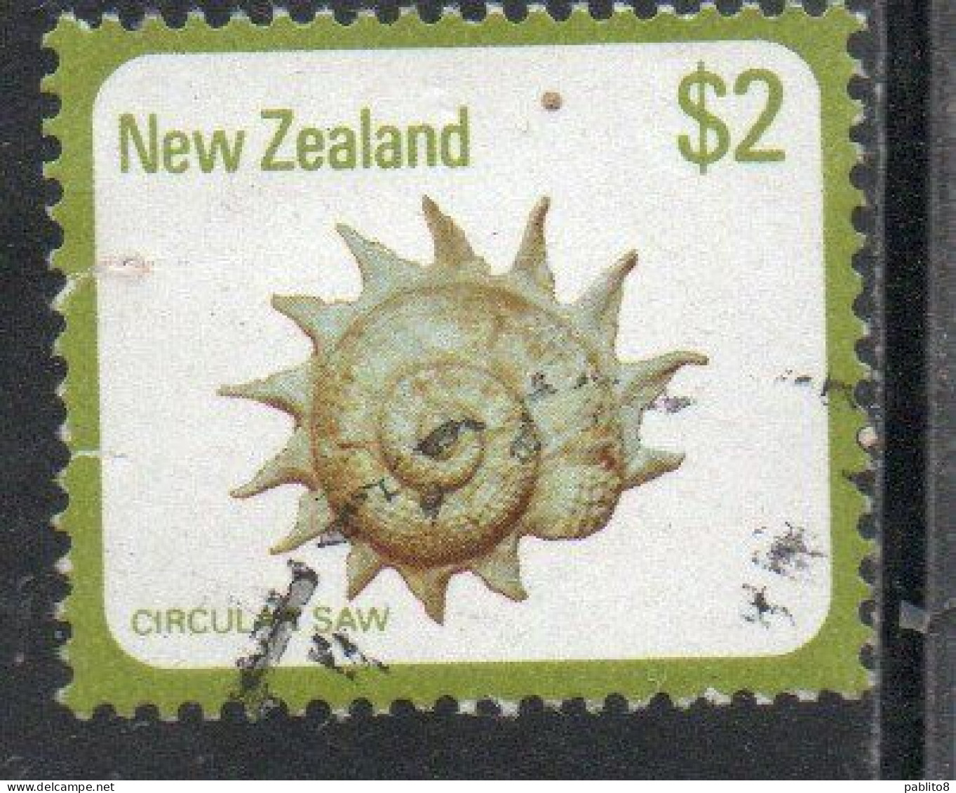 NEW ZEALAND NUOVA ZELANDA 1979 SHELLS CIRCULAR SAW ASTRAEA HELIOTROPIUM 2$ USED USATO OBLITERE' - Gebraucht