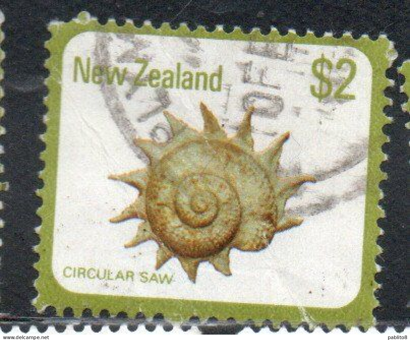 NEW ZEALAND NUOVA ZELANDA 1979 SHELLS CIRCULAR SAW ASTRAEA HELIOTROPIUM 2$ USED USATO OBLITERE' - Usados