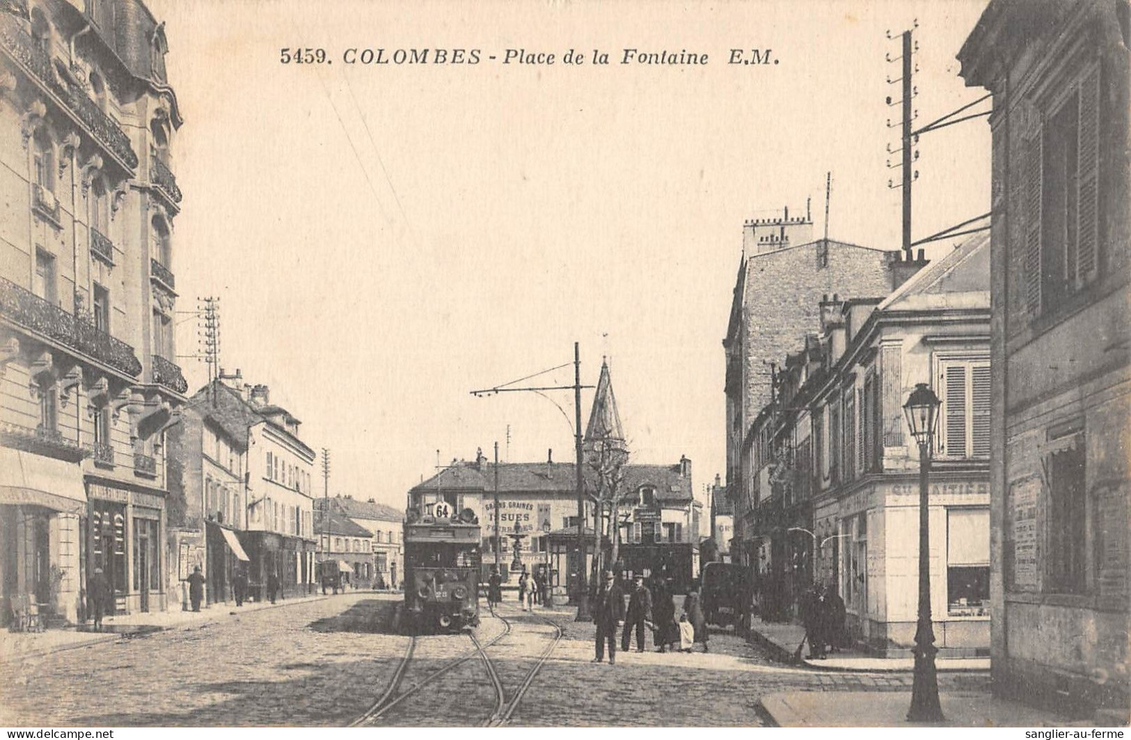 CPA 92 COLOMBES / PLACE DE LA FONTAINE / TRAMWAY - Colombes