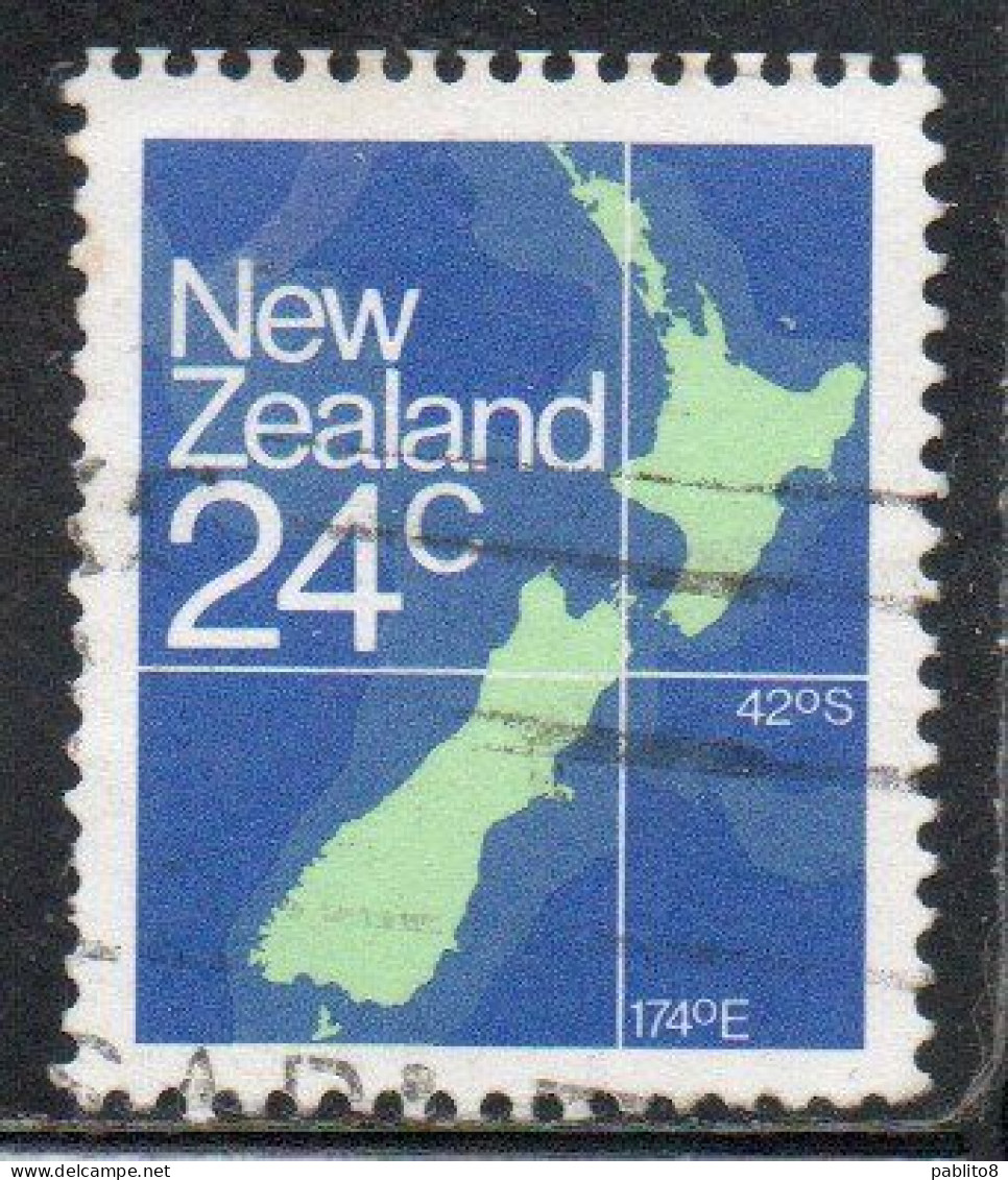 NEW ZEALAND NUOVA ZELANDA 1977 1982 MAP 24c USED USATO OBLITERE' - Usados