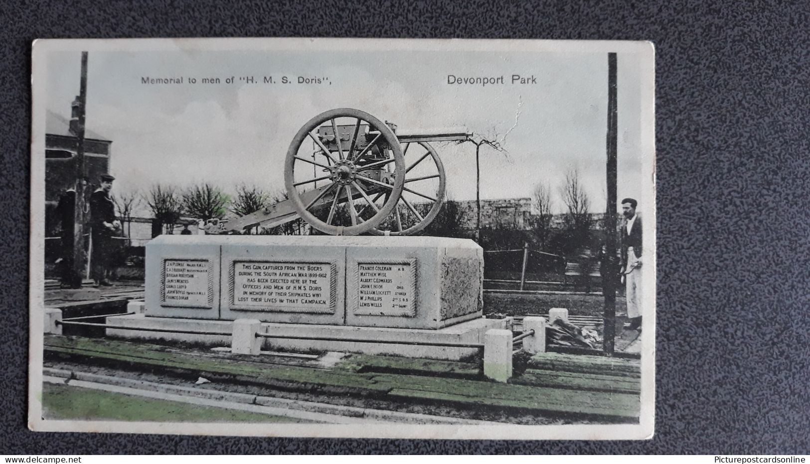 MEMORIAL TO THE MEN OF H.M.S. DORIS DEVONPORT PARK OLD COLOUR POSTCARD DEVON - Plymouth