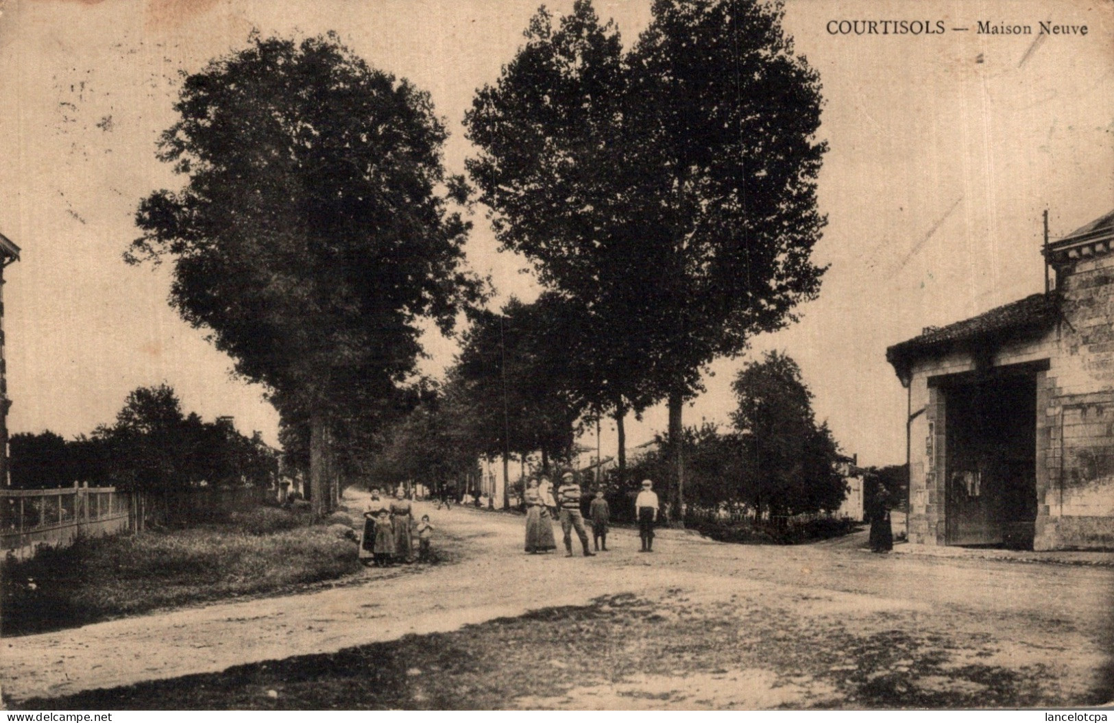 51 - COURTISOLS / MAISON NEUVE - Courtisols