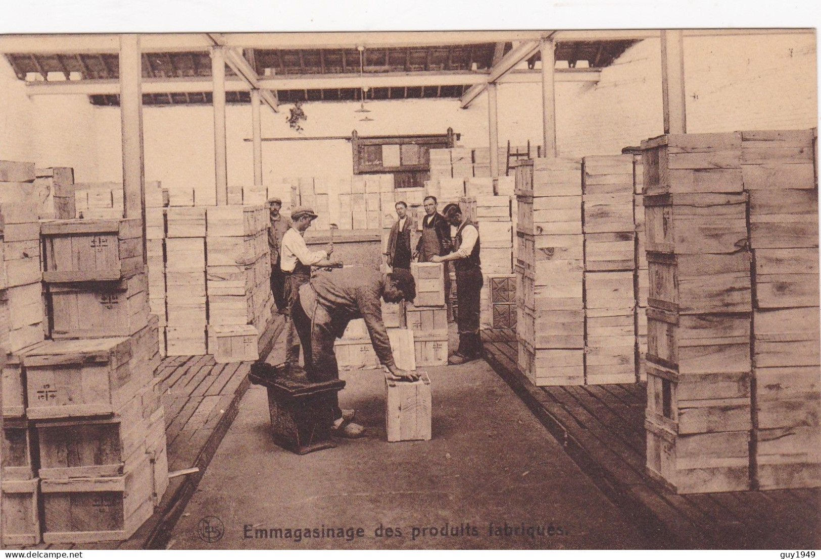 PRODUITS FABRIQUES UNION ALLUMETTIERE EMMAGASINAGE DES PRODUITS FABRIQUES - Straßenhandel Und Kleingewerbe