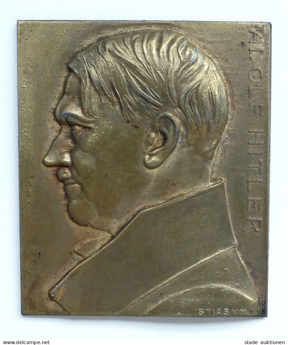 Hitler Bronzetafel 70 X 60mm I-II - Personaggi