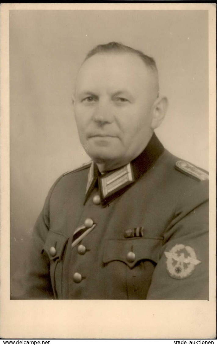 WK II Polizei Portrait Eines Pol. Hauptkommisar Pol.Amtmann I-II - Personnages