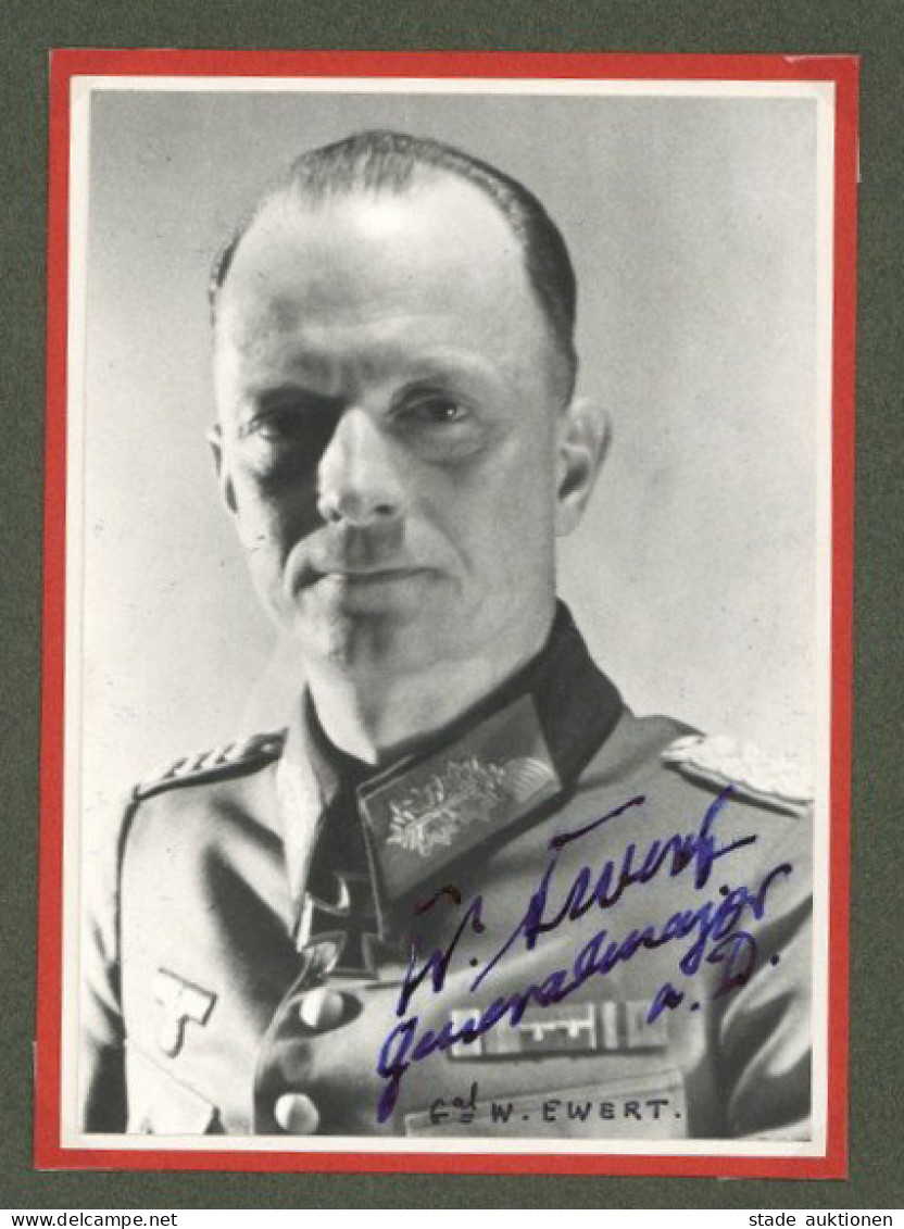 Ritterkreuzträger Ewert, W. Foto 9 X 10,5 Cm (Nachkriegsabzug) Mit Original Unterschrift I-II - War 1939-45