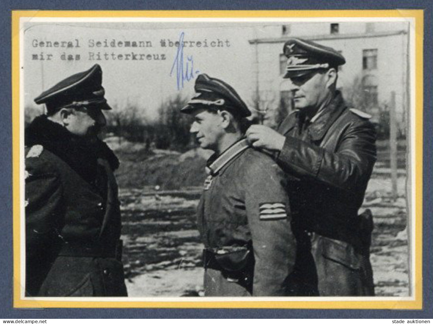 Ritterkreuzträger Foto 12,5 X 9,5 Cm (Nachkriegsabzug) Mit Original Unterschrift I-II - Guerre 1939-45