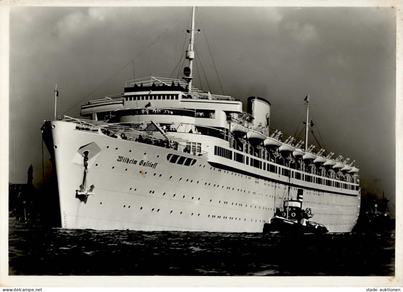 Wilhelm Gustloff KdF-Dampfer Photo Hans Hartz I-II (etwas Fleckig) - Dampfer