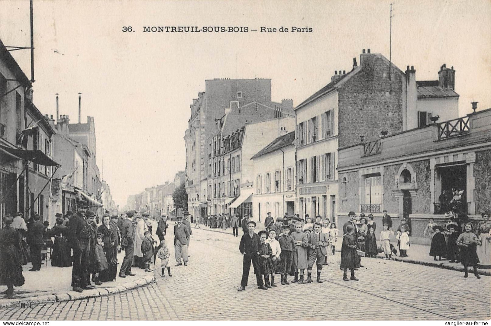 CPA 93 MONTREUIL SOUS BOIS / RUE DE PARIS - Montreuil