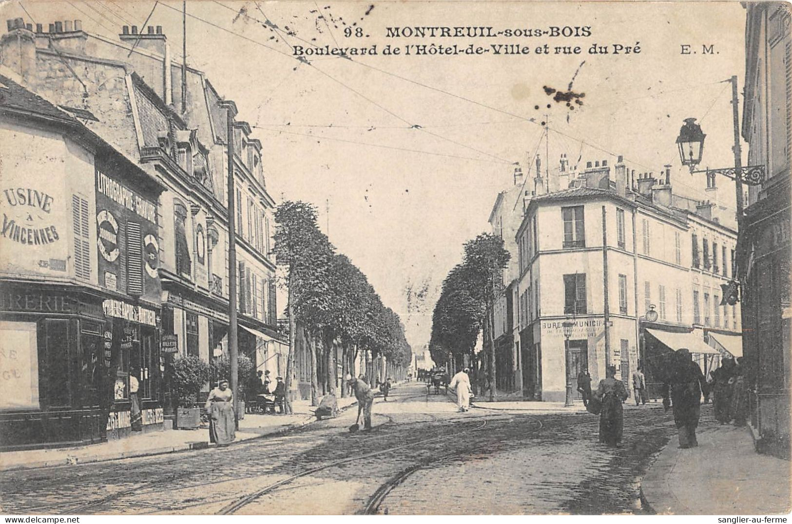 CPA 93 MONTREUIL SOUS BOIS / BOULEVARD DE L'HOTEL DE VILLE ET RUE DU PRE - Montreuil