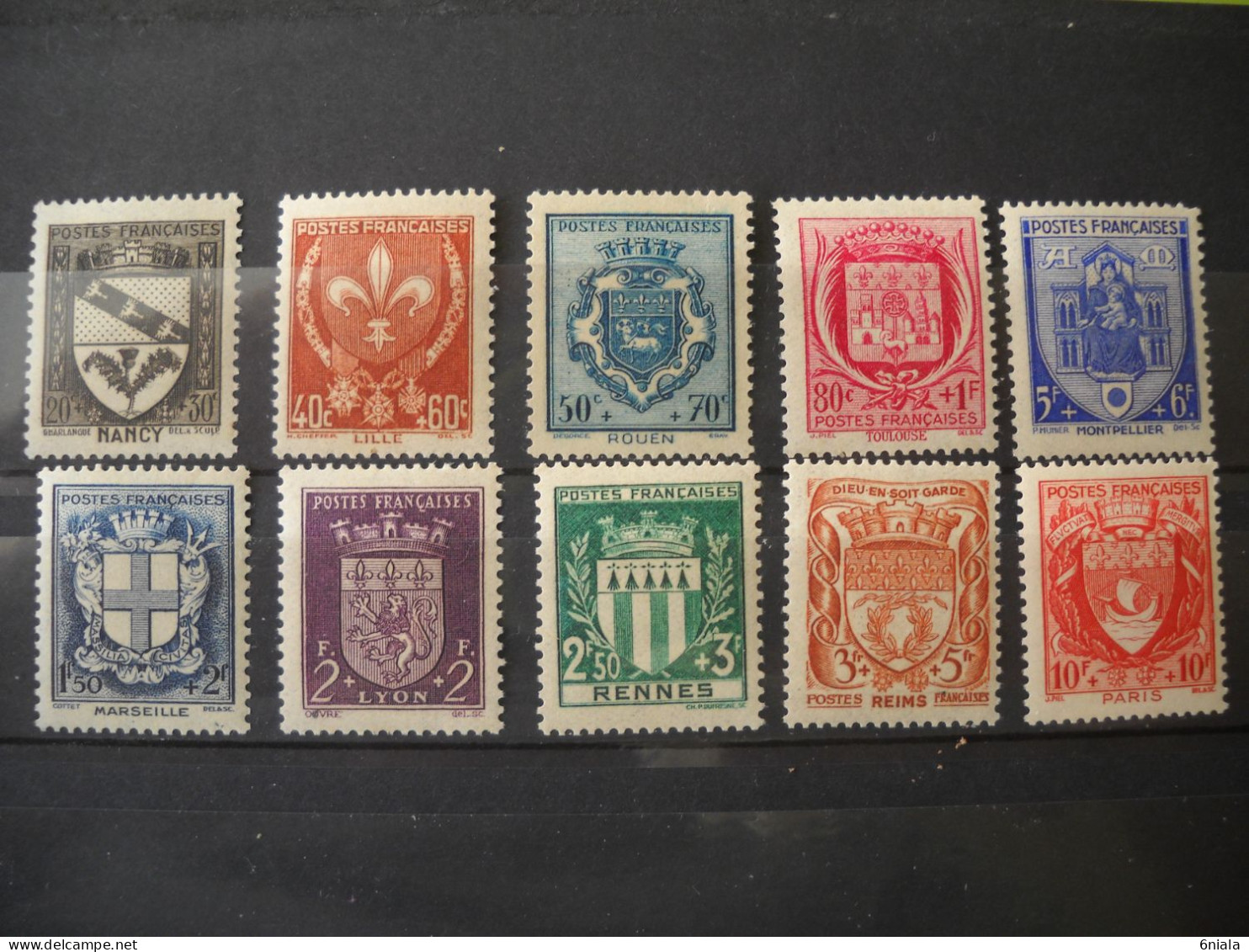 2716 Timbres De  FRANCE Blasons Armoiries Des Villes   N° 526 527 528 530 532 533 534 535 536 537 Sans Gomme SG - 1941-66 Armoiries Et Blasons