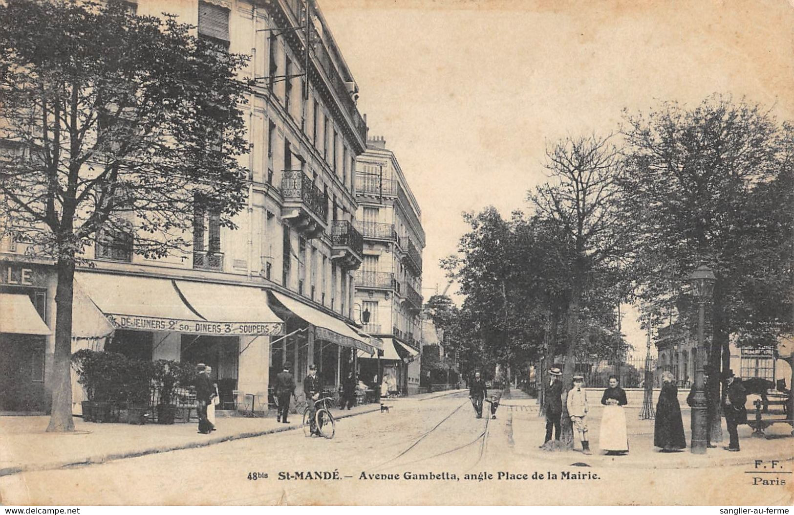 CPA 94 SAINT MANDE / AVENUE GAMBETTA / ANGLE PLACE DE LA MAIRIE - Saint Mande