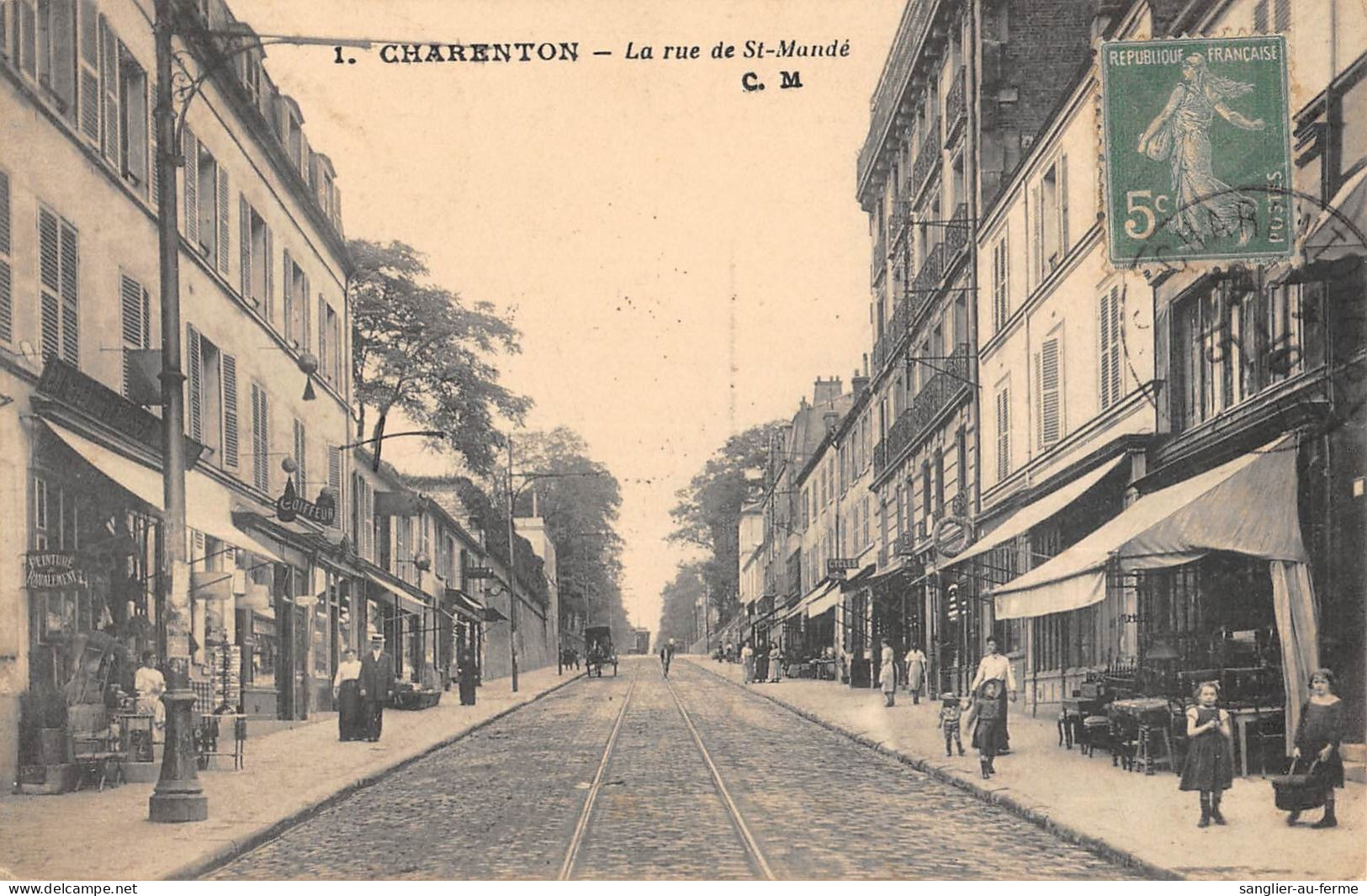 CPA 94 CHARENTON / LA RUE DE SAINT MANDE - Charenton Le Pont