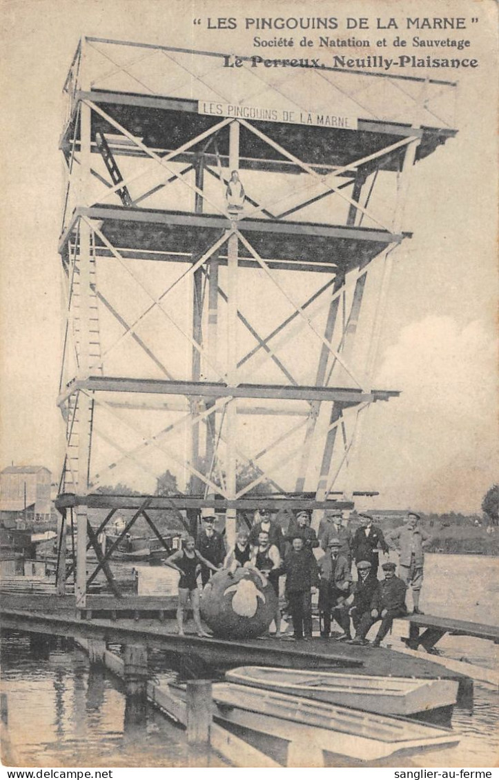 CPA 94 LE PERREUX / NEUILLY PLAISANCE / LES PINGOUINS DE LA MARNE SOCIETE DE NATATION ET DE SAUVETAGE / Cliché Rare - Le Perreux Sur Marne