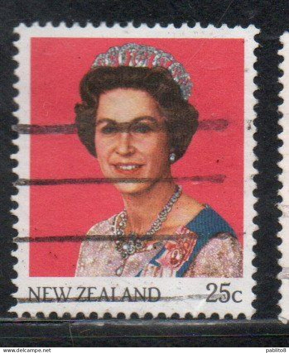 NEW ZEALAND NUOVA ZELANDA 1985 1989 QUEEN ELIZABETH II 25c USED USATO OBLITERE' - Used Stamps