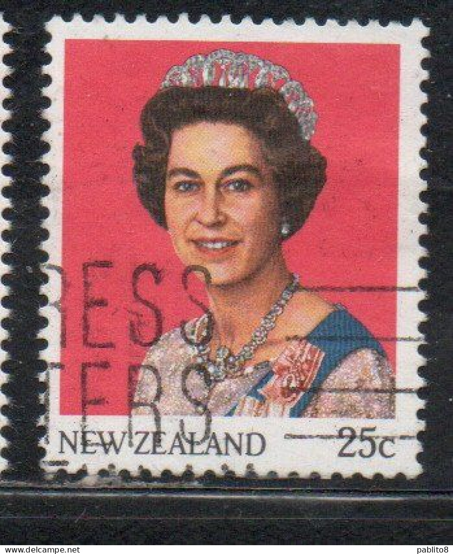 NEW ZEALAND NUOVA ZELANDA 1985 1989 QUEEN ELIZABETH II 25c USED USATO OBLITERE' - Oblitérés