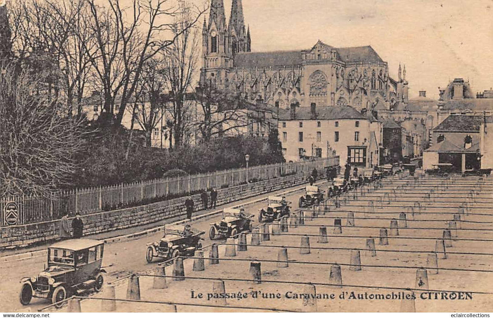 Cholet          49     Divers.     Le Passage D'une Caravane D'automobiles Citröen      (Voir Scan) - Cholet